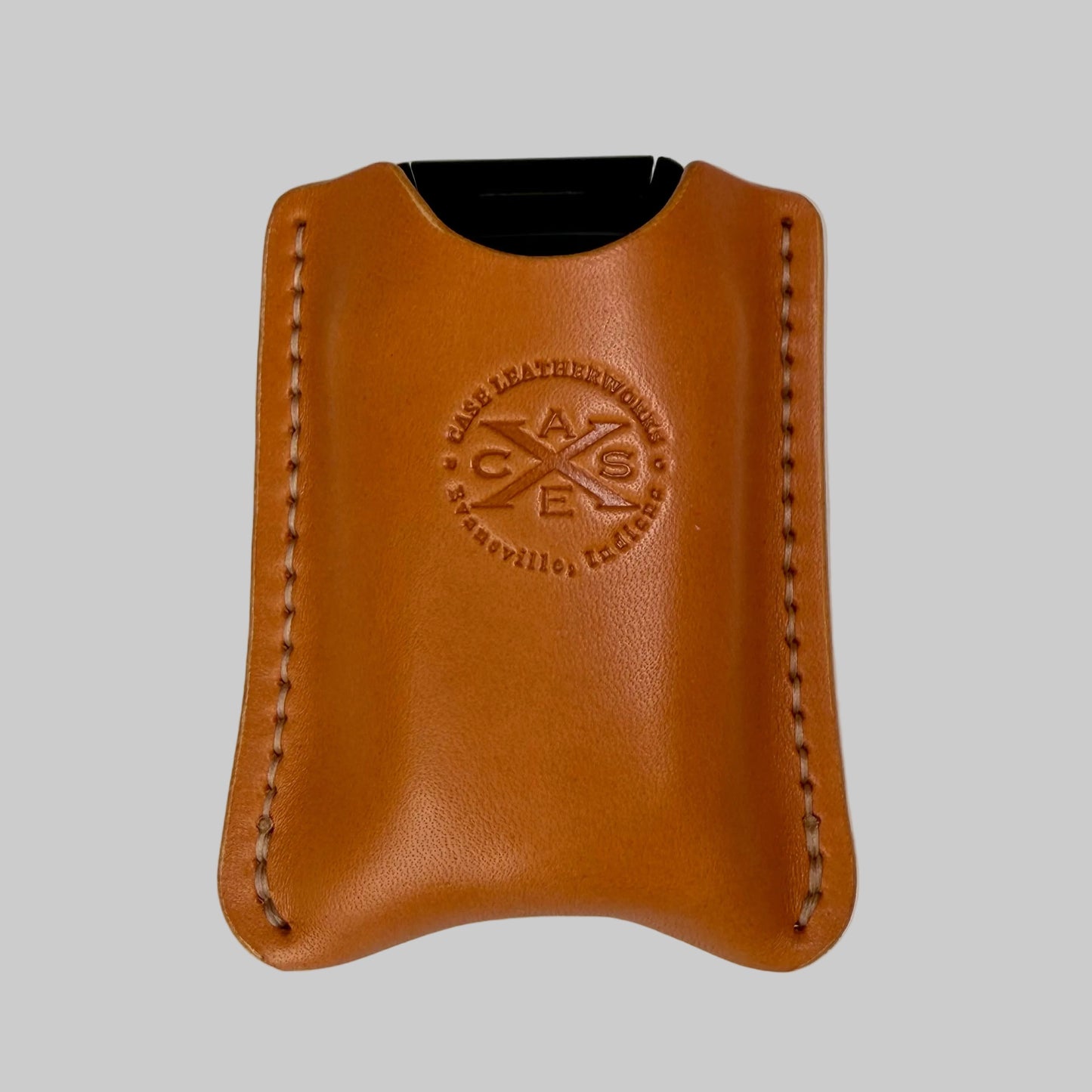 Colibri Quantum Triple w/ V-Cutter Lighter Sleeve
