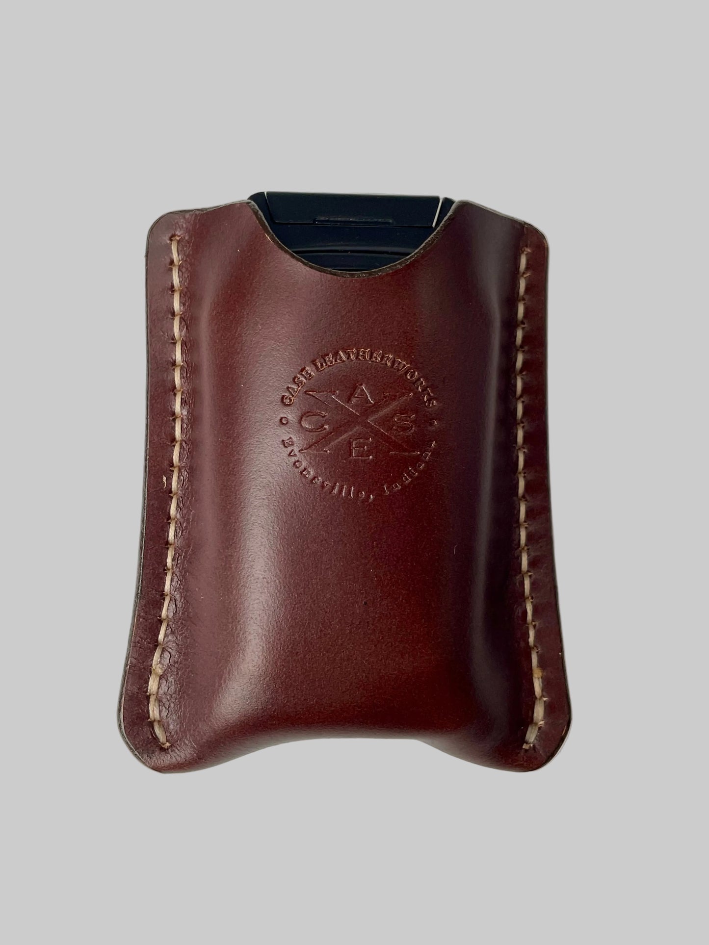 Colibri Quantum Triple w/ V-Cutter Lighter Sleeve