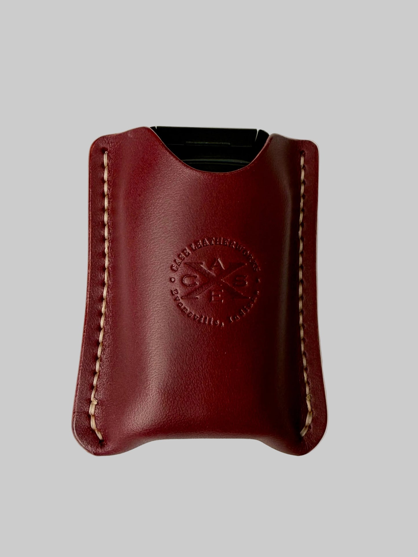 Colibri Quantum Triple w/ V-Cutter Lighter Sleeve