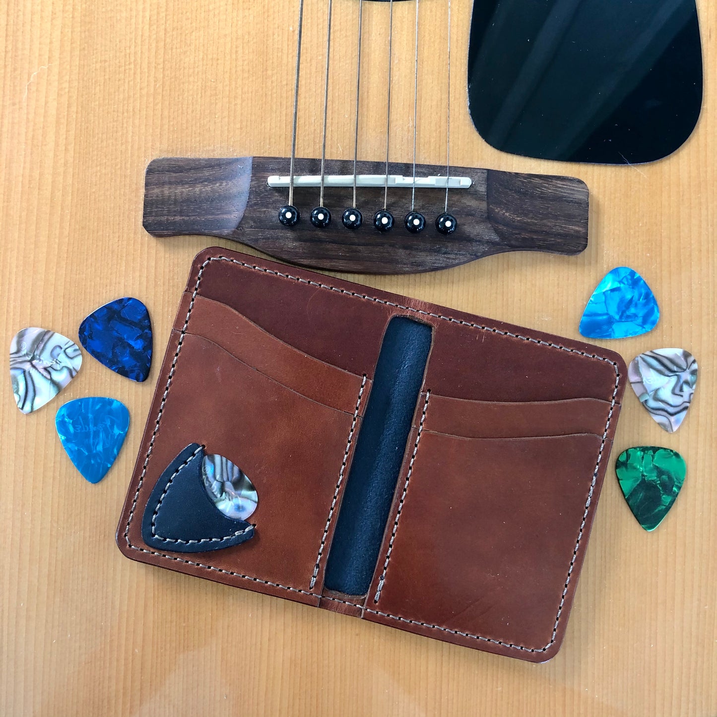 Vertical Bi-Fold Wallet with Guitar Pick Pocket